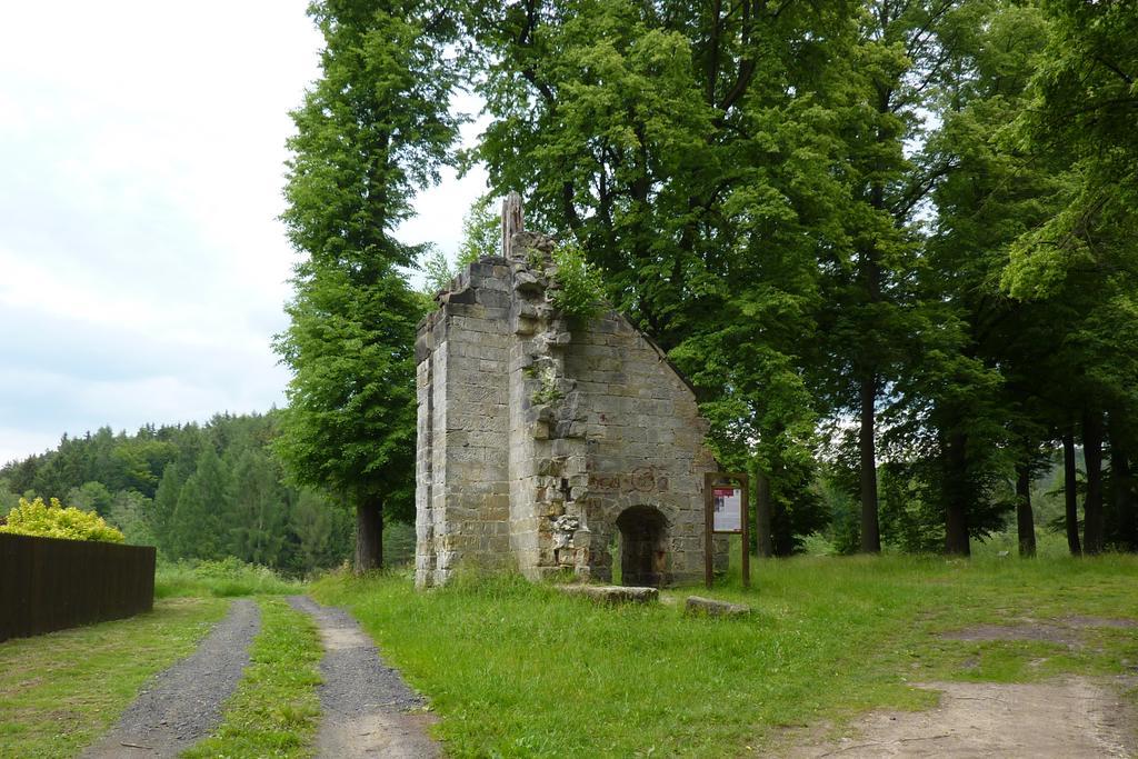 Penzion Sklarska Hospoda Chřibská エクステリア 写真